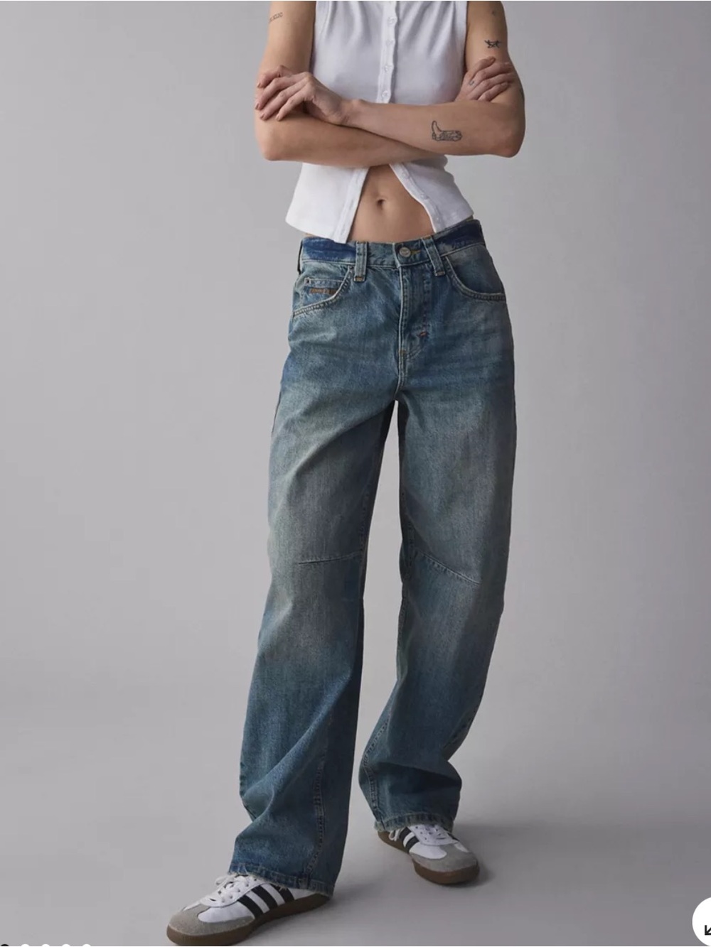 NWT BDG Urban Outfitters Logan Buckle Baggy Barrel Jean-Smokey Texas Wash